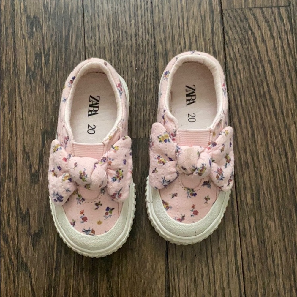Zara Girls Floral Sneakers